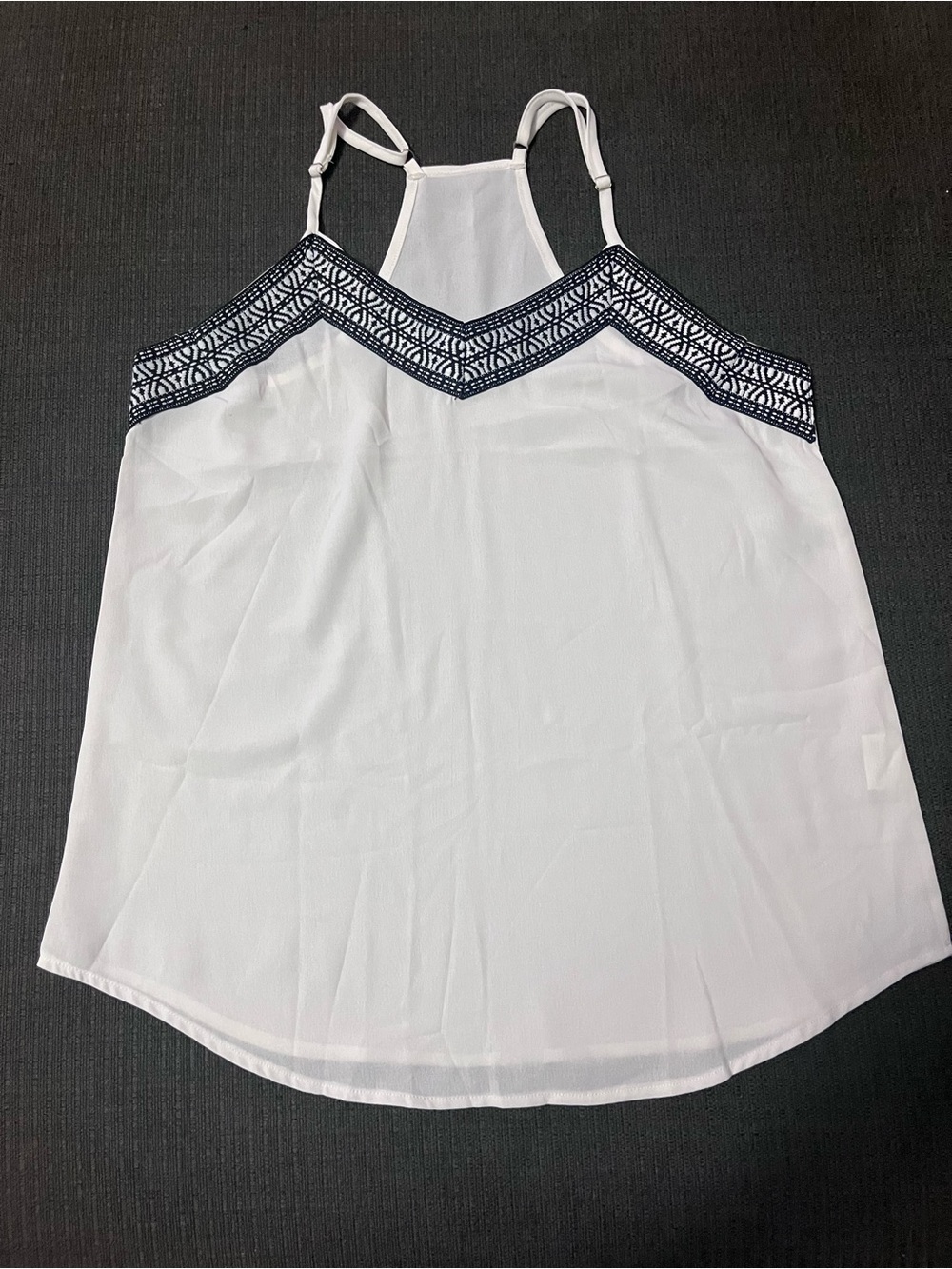 White Sleeveless Embroidered Y-Neck Tank Top